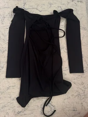 Elegant One-Shoulder Black Bodycon Dress thumbnail 2