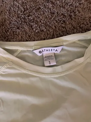 Athleta light green short sleeve shirt thumbnail 3