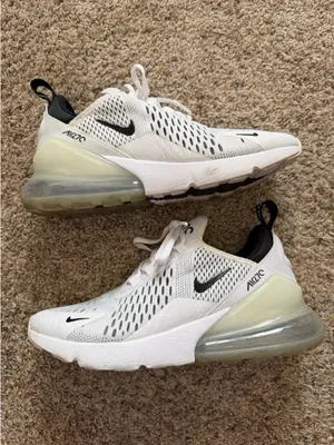 Women’s Nike Air Max 270 thumbnail 3