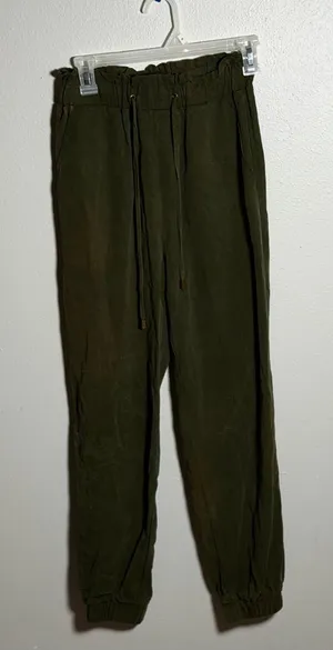 Zara Women Elastic Waist Preppy Olive Green Drawstring Jogger‎ Pants size S thumbnail 1