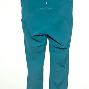 Lululemon Power Thru High Rise Crop 23" W6BRFS Size 12 thumbnail 6