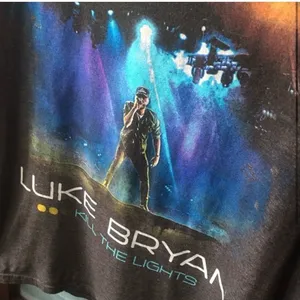 Luke Bryan Kill The Lights Tour Concert Tee thumbnail 7