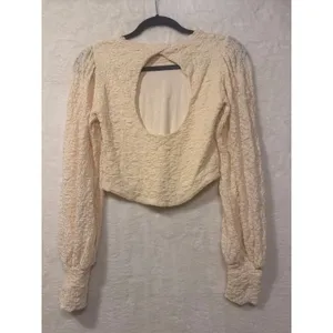 Altar'd State Ivory Textured Lace Cropped Long Sleeve Keyhole Back Top‎ Medium thumbnail 5