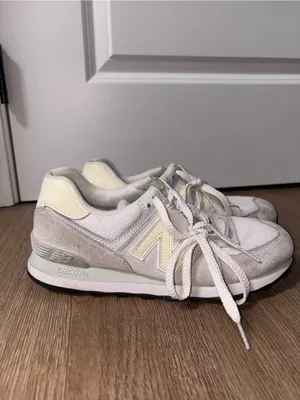 New Balance Sneakers Size 9 Women’s thumbnail 2