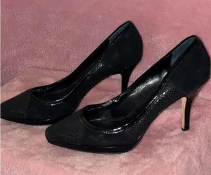 White House Black Market Black Suede & Snakeskin Print Pointed Toe Pumps Size8.5 thumbnail 1