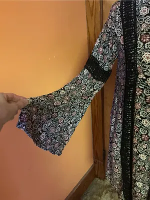 Knox Rose Floral Boho Tunic Dress Medium Black Bell Sleeve Crochet Trim Festival thumbnail 5