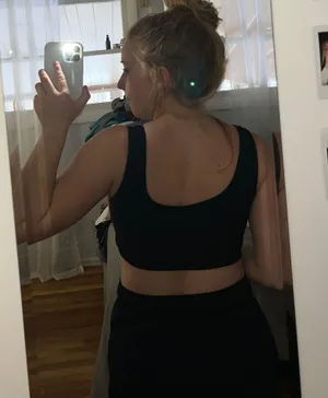Klassy Network Cropped Tank thumbnail 4