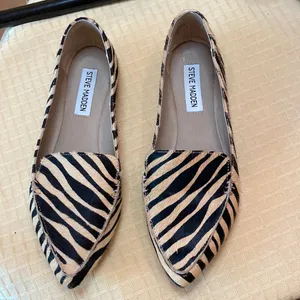 Steve Madden loafers thumbnail 1