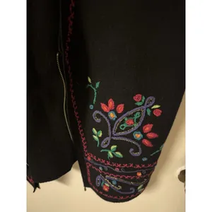 Vntg Napa Valley‎ 100% Wool Embroidered Zip Cardigan Size M thumbnail 4