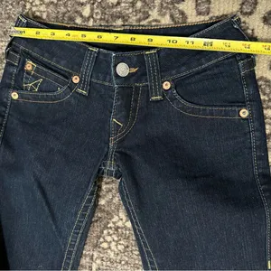 True Religion Denim Vintage Size 25 Dark Blue Wash WC92358QV Candice Flare Jeans thumbnail 9