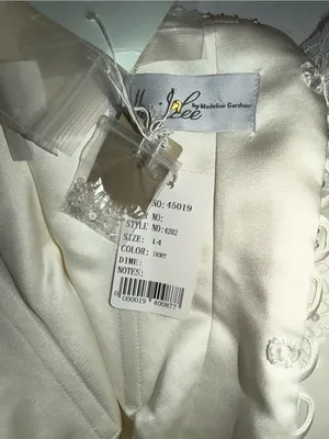 Stunning New Mori Lee Strapless Taffeta Wedding Gown thumbnail 8