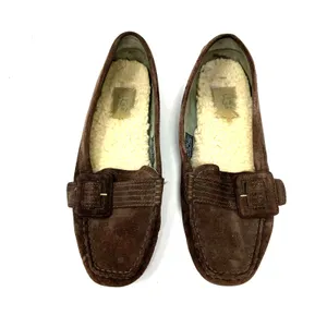 UGG Size 8 Slip On Brown Leather Sherpa‎ Lined Buckle Flats Tread Moccasins thumbnail 2