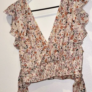 Free People Pretty Daze Floral Crop Top Ivory Wrap Tie XL NWOT thumbnail 8