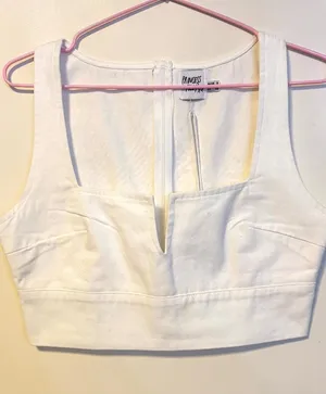 Princess Polly Going Out Deep V Neck Sleeveless Crop Top White Womens Size 4 NWT thumbnail 1