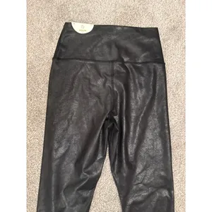 NWT Offline by Aerie High Waisted Crossover Black Crackle Leggings, M thumbnail 10