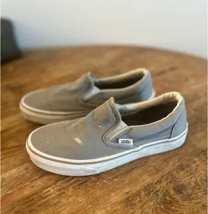 Vans Slip-On Sneakers Women’s thumbnail 2