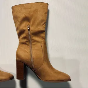 Tan Faux Suede Women's Boots Size 8 1/2 thumbnail 5