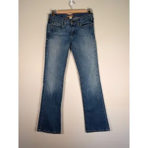 Abercrombie & Fitch Vintage 5 Pocket Bootcut Jeans Medium Wash Blue 2R Low Rise thumbnail 2