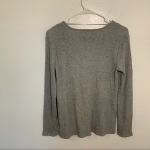Cable & Gauge‎ Women's Size Small V-Neck Pullover Sweater Gray Ribbed Buttons thumbnail 7