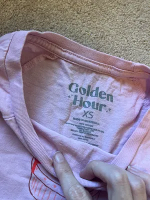 PacSun Pink Cake Bow Heart Cropped Baby Tee thumbnail 4