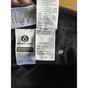 Levis '94 Baggy Jeans Womens 28x31 Black NEW Straight Leg Denim 100% Cotton thumbnail 12