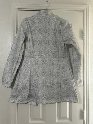 Amazon Women's Light Gray Textured Stand-Collar Trench Coat thumbnail 3
