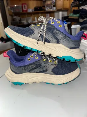 Hoka one one Women’s Anacapa 2 low gore Tex Size 5.5 B thumbnail 2