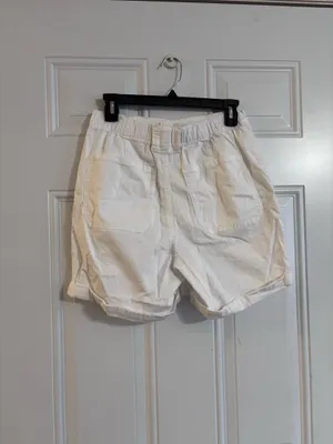 White high waisted shorts thumbnail 2
