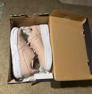 Nike Air Force Pixel - Nude & White thumbnail 1