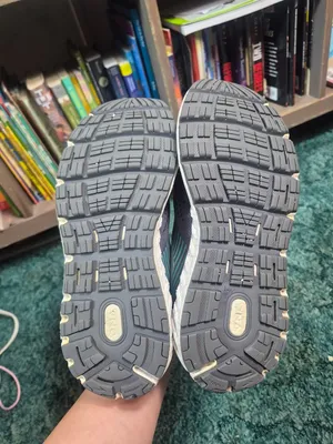 Brooks Addiction 14 Running Shoes 8.5D thumbnail 8