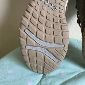 ECCO Women’s Shoes size 38 fits 7 / 7.5 thumbnail 14