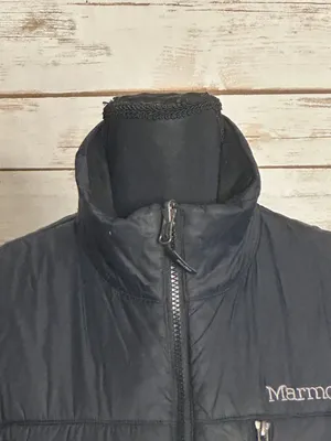 Marmot gorpcore black insulated puffer vest Size Small thumbnail 3