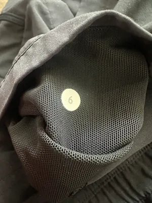 Lululemon Shorts thumbnail 3