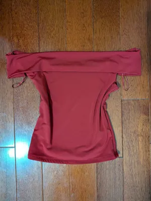 Garage Off-Shoulder Top in Burgundy Red thumbnail 2