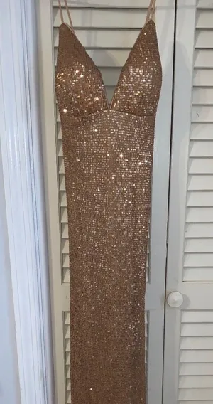Size 0 gold sequin prom dress thumbnail 1