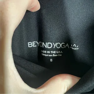 Beyond Yoga Black Heart Print Powershine High‎ Rise Leggings thumbnail 3