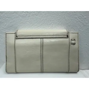 HOBO International Ivory Leather Continental Wallet Contrast Stitch Zip Pocket thumbnail 3