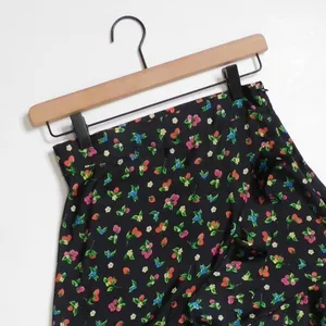 ZARA Black Floral Fruit Berries Ruffled Satin Shorts Skort Satin Summer X-Small thumbnail 3