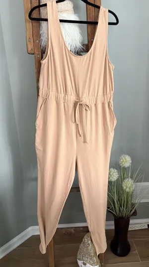 Light tan size XL elastic waist jumpsuit thumbnail 2
