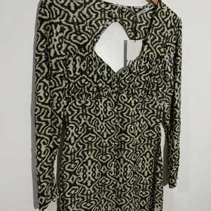 NWT‎ ZARA Printed Modal Midi Dress Green/Cream Small Boho Tribal Resortwear thumbnail 5