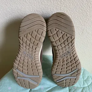 ECCO Women’s Shoes size 38 fits 7 / 7.5 thumbnail 11