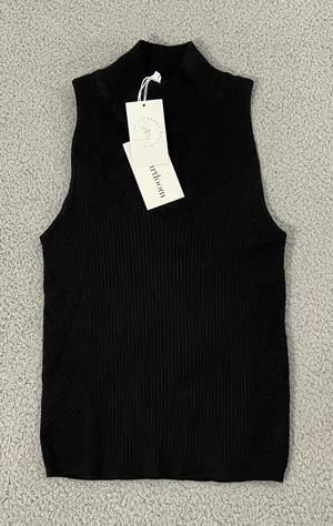 Heartloom Irena Top Women M Black Sleeveless Ribbed‎ Mock Neck NWT thumbnail 1