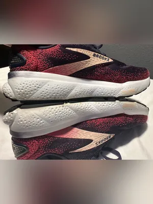 Brooks Women’s Navy & Pink Running Sneakers size 6 thumbnail 7
