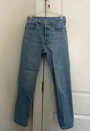 Levi's 501 Mid Wash Straight Legged Women’s Jeans with Button Up Fly thumbnail 1