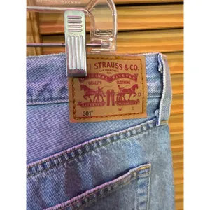 Levis 501 Original Fit Women Blue Denim Straight Leg Button Fly Jeans 31x30 thumbnail 7