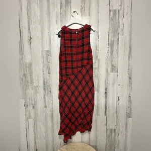 Cooper and Ella Red Plaid Sleeveless Dress Size M Asymmetrical Hem Casual Chic thumbnail 6