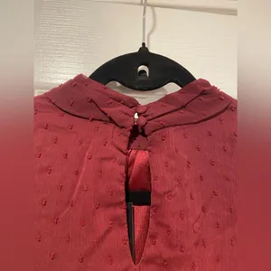 NWT Aconiya Size M Burgundy Swiss Dot Chiffon Lined High Neck Bow Lined Top thumbnail 11