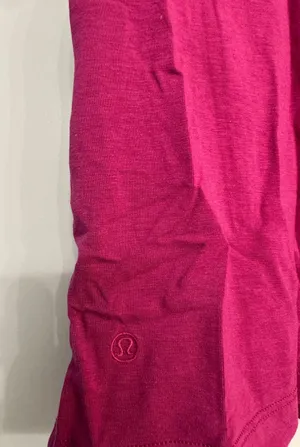 Lululemon Top Cropped thumbnail 3