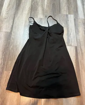 Amazon Iuga Tennis Dress thumbnail 4