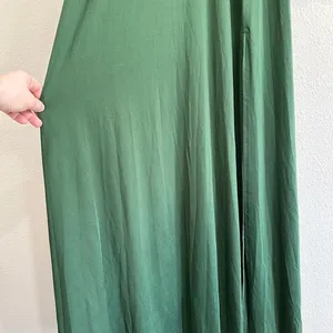 Baltic Born Ariana Green V-Neck‎ Long Sleeve Ruched Maxi Dress Bump Friendly thumbnail 4